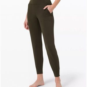 Lululemon Green Align Jogger 28”